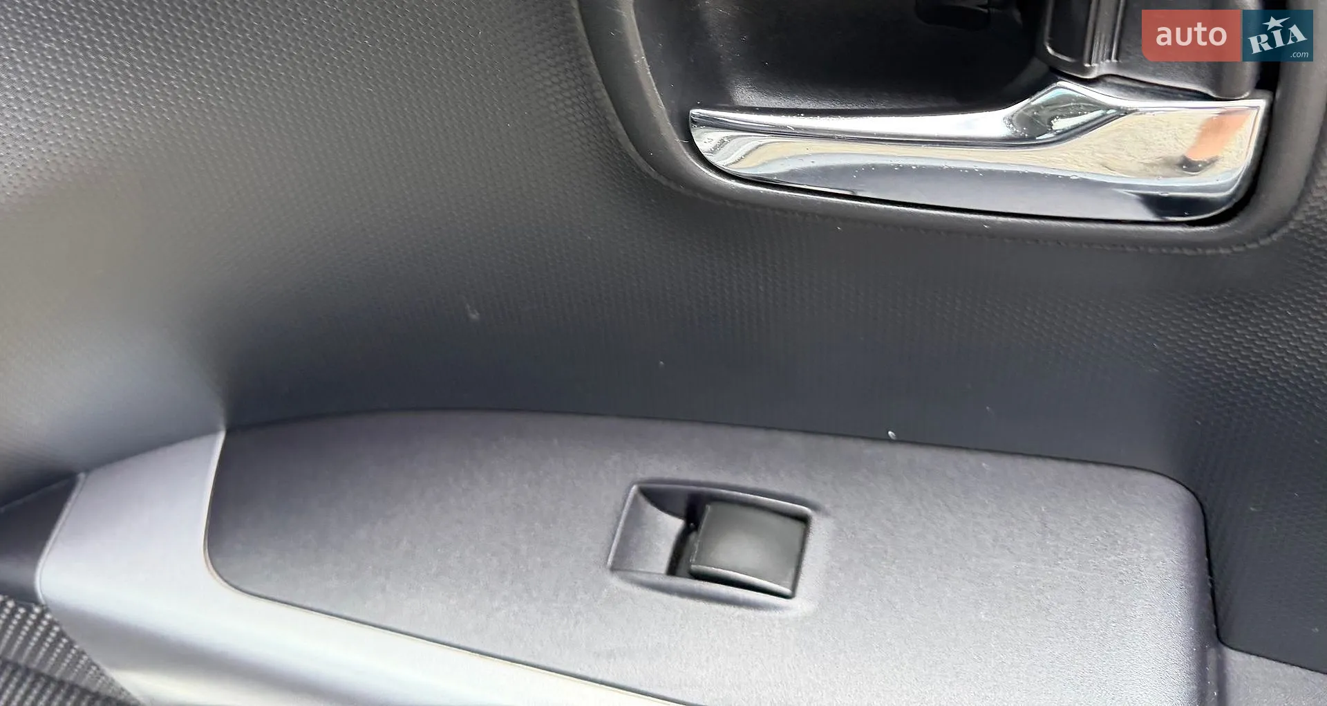 2011 Mitsubishi Outlander - мініатюра 148