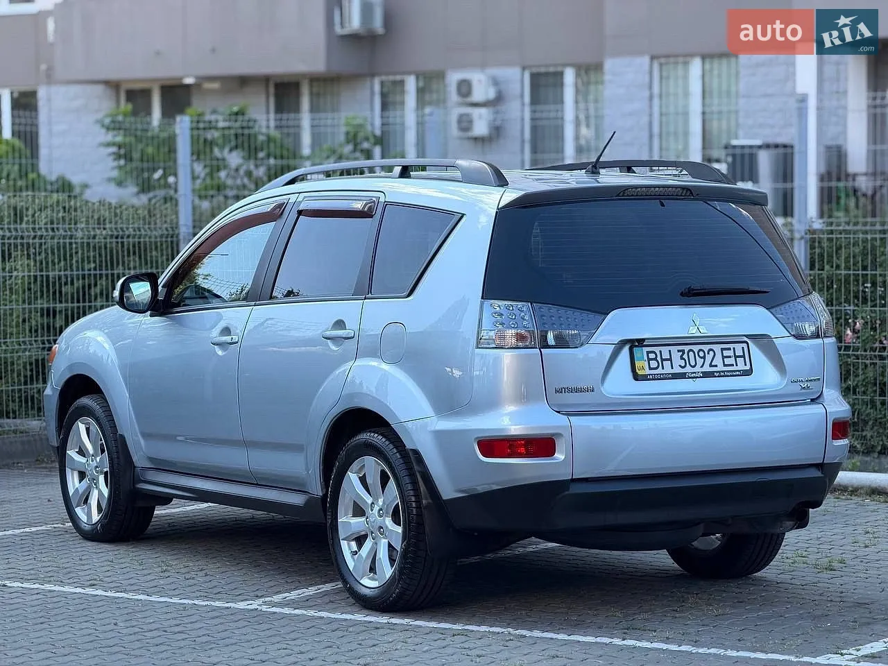 2011 Mitsubishi Outlander - мініатюра 16