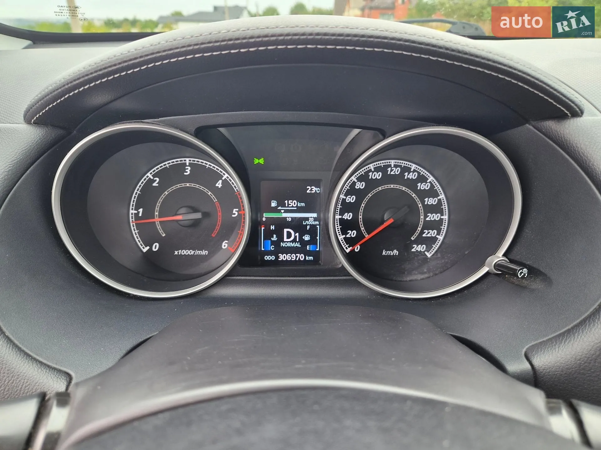 2011 Mitsubishi Outlander - мініатюра 14