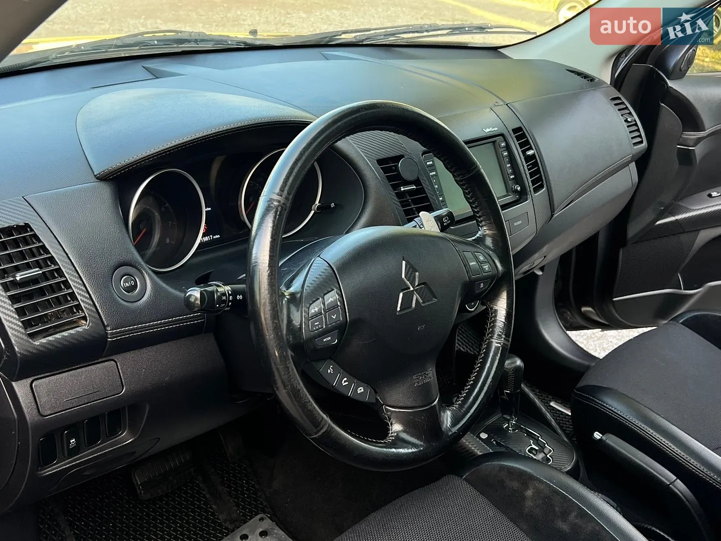 2010 Mitsubishi Outlander - мініатюра 10