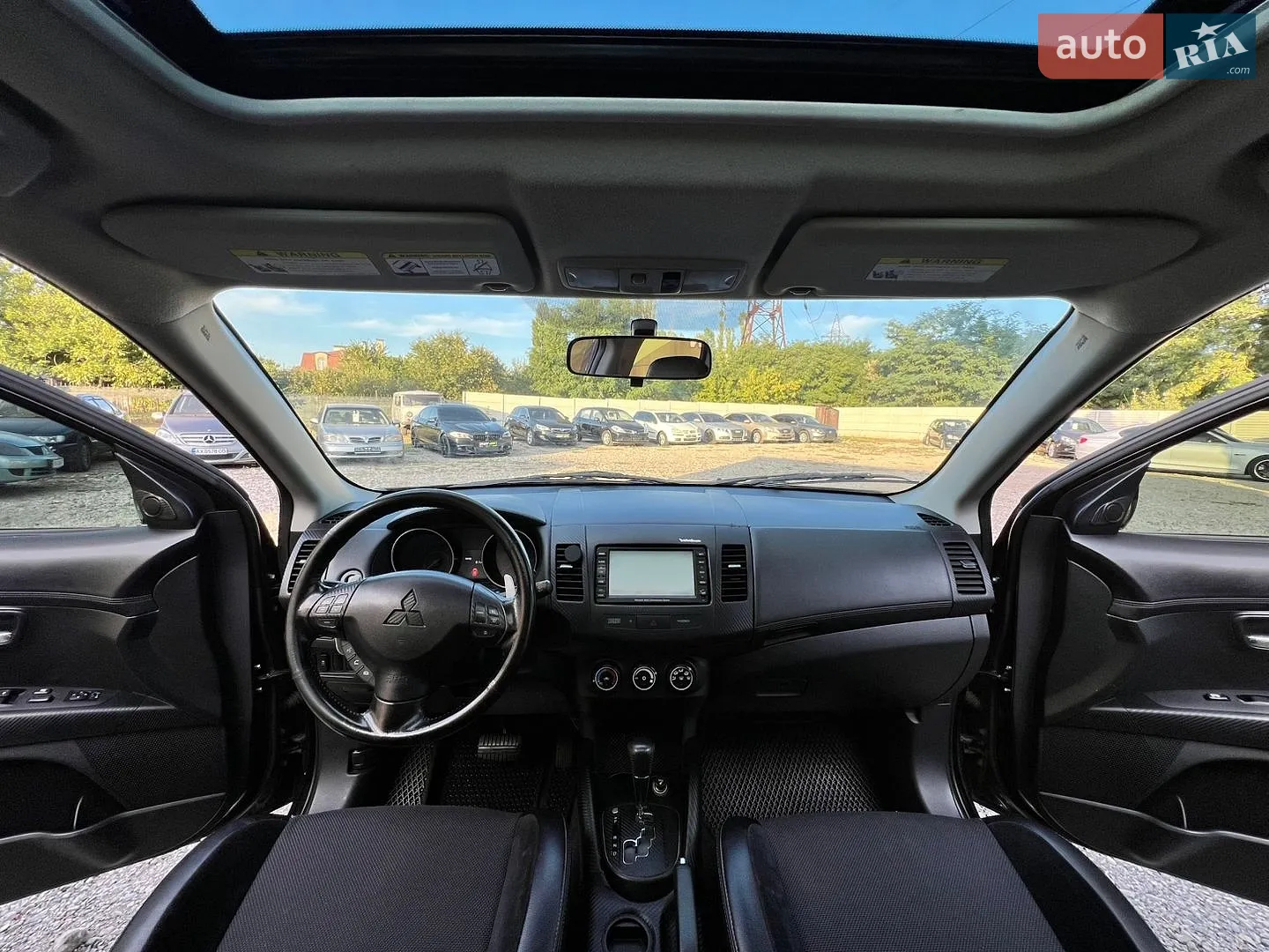 2010 Mitsubishi Outlander - мініатюра 14