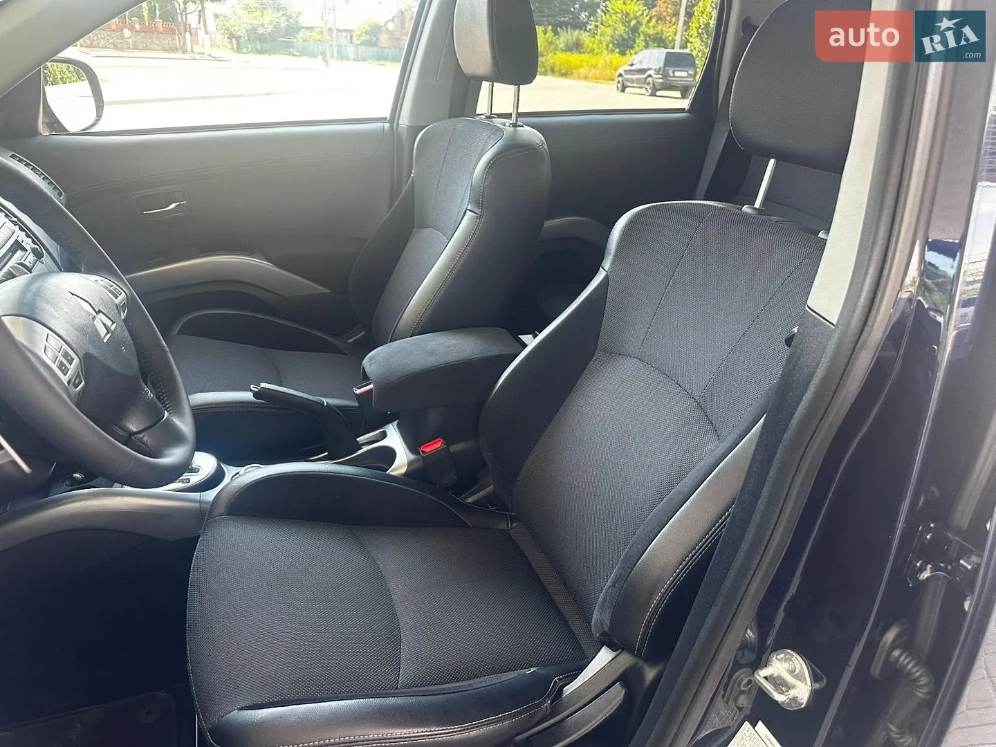 2010 Mitsubishi Outlander - мініатюра 31