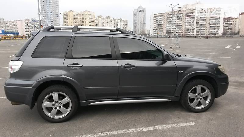 Mitsubishi Outlander 2007