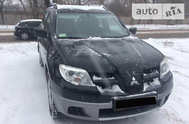 Внедорожник / Кроссовер Mitsubishi Outlander 2008 в Чернигове