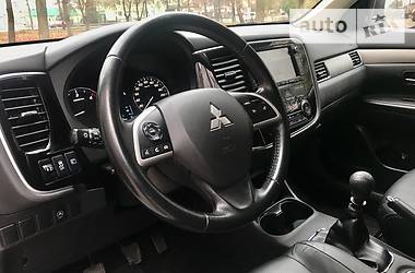 Внедорожник / Кроссовер Mitsubishi Outlander 2013 в Ровно