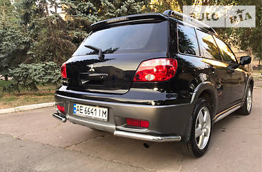 Внедорожник / Кроссовер Mitsubishi Outlander 2004 в Полтаве