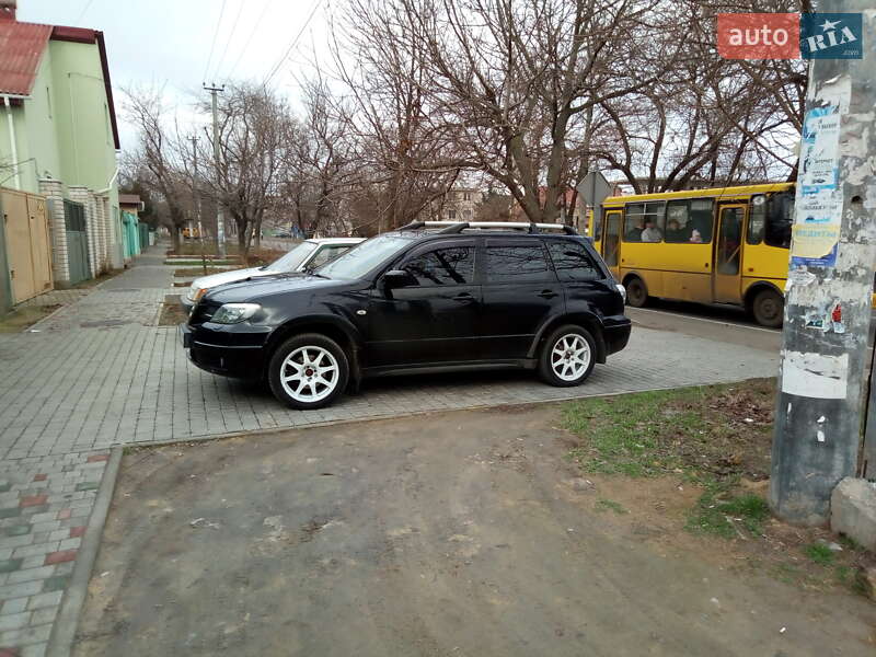 Внедорожник / Кроссовер Mitsubishi Outlander 2005 в Одессе