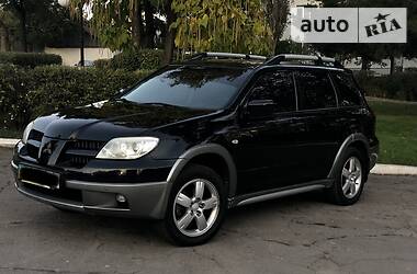 Позашляховик / Кросовер Mitsubishi Outlander 2006 в Херсоні