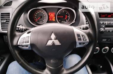 Позашляховик / Кросовер Mitsubishi Outlander 2007 в 