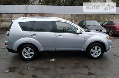 Позашляховик / Кросовер Mitsubishi Outlander 2007 в 