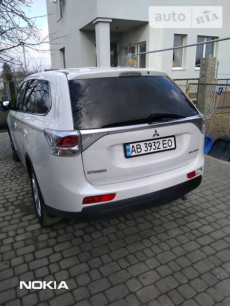 Позашляховик / Кросовер Mitsubishi Outlander 2014 в Вінниці