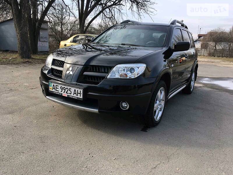 Позашляховик / Кросовер Mitsubishi Outlander 2008 в 