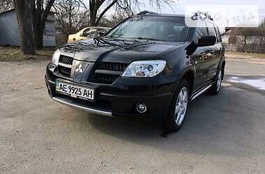 Позашляховик / Кросовер Mitsubishi Outlander 2008 в 