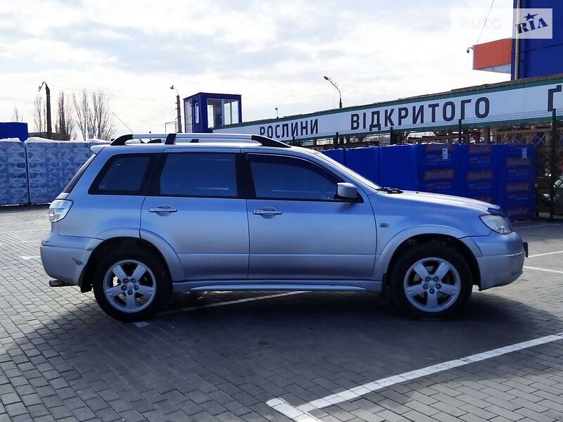 Позашляховик / Кросовер Mitsubishi Outlander 2008 в Миколаєві