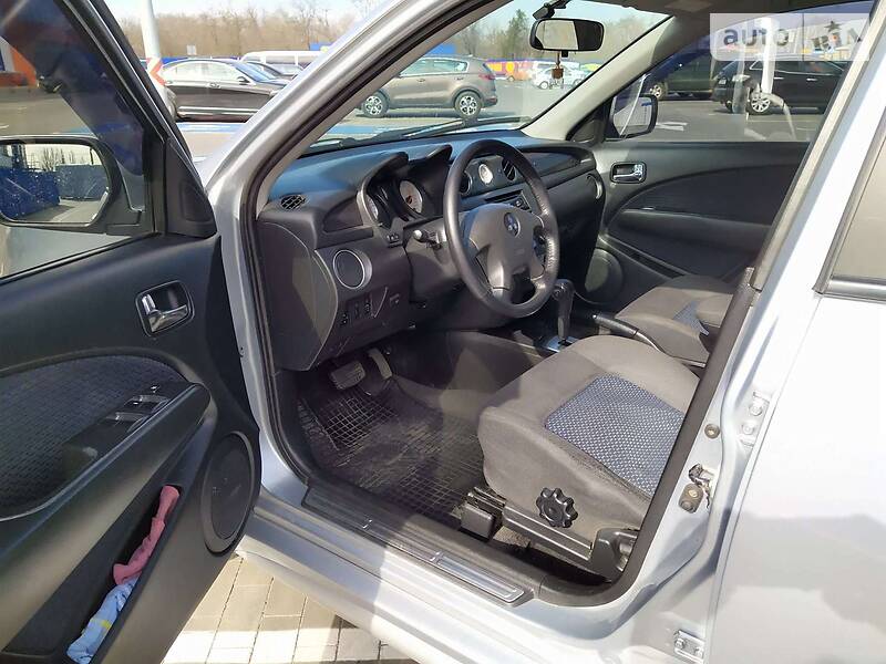 Позашляховик / Кросовер Mitsubishi Outlander 2008 в Миколаєві