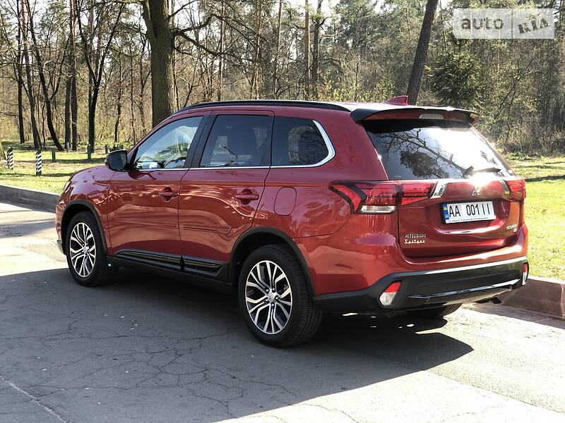 Позашляховик / Кросовер Mitsubishi Outlander 2017 в Києві фото 5 Позашляховик / Кросовер Mitsubishi Outlander 2017 в Києві