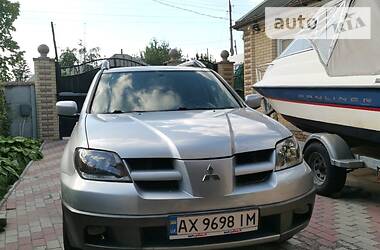Внедорожник / Кроссовер Mitsubishi Outlander 2003 в Чугуеве
