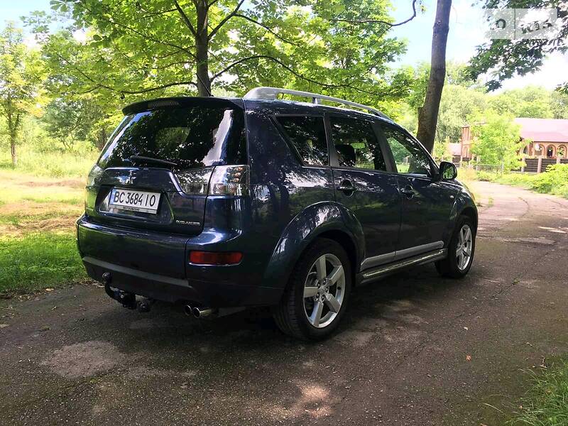 Позашляховик / Кросовер Mitsubishi Outlander 2007 в Калуші