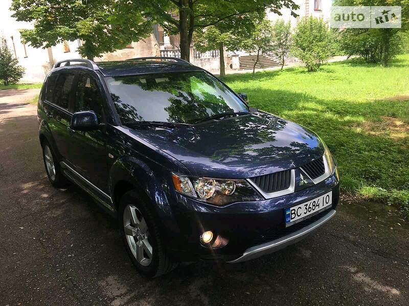 Позашляховик / Кросовер Mitsubishi Outlander 2007 в Калуші