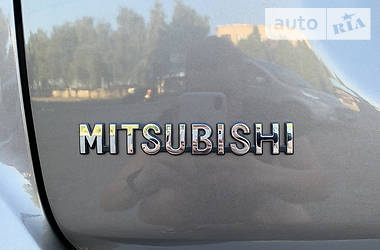 Внедорожник / Кроссовер Mitsubishi Outlander 2017 в Луцке