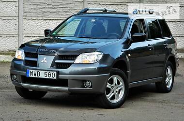 Внедорожник / Кроссовер Mitsubishi Outlander 2007 в Ровно