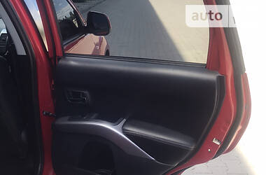 Позашляховик / Кросовер Mitsubishi Outlander 2007 в 