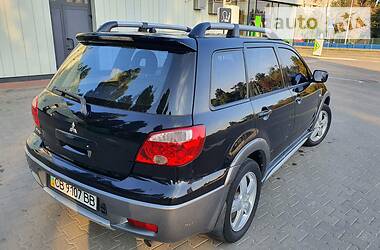 Универсал Mitsubishi Outlander 2004 в Киеве