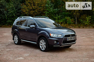 Внедорожник / Кроссовер Mitsubishi Outlander 2010 в Бердичеве