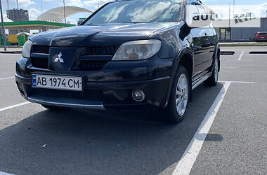 Внедорожник / Кроссовер Mitsubishi Outlander 2007 в Киеве