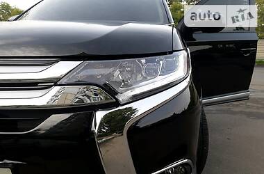 Внедорожник / Кроссовер Mitsubishi Outlander 2017 в Одессе