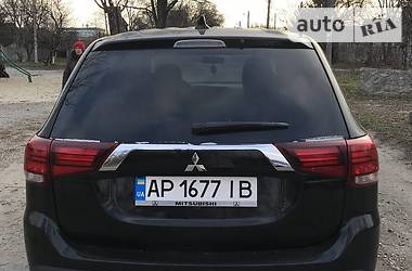 Внедорожник / Кроссовер Mitsubishi Outlander 2019 в Запорожье