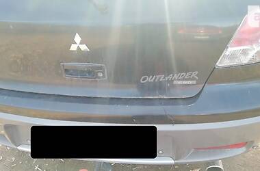 Внедорожник / Кроссовер Mitsubishi Outlander 2004 в Львове