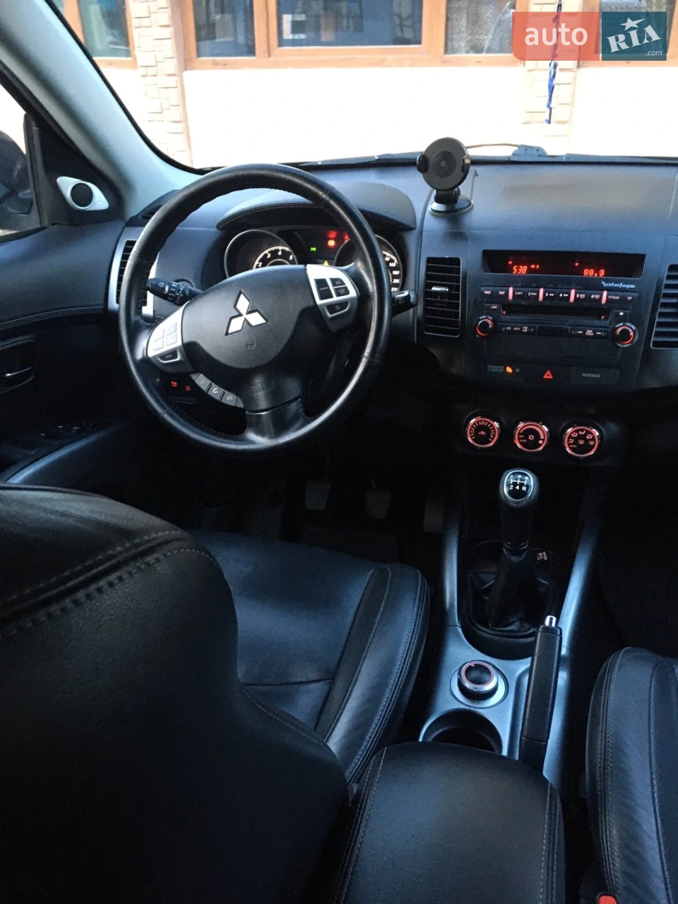 2010 Mitsubishi Outlander - мініатюра 15