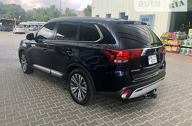 Универсал Mitsubishi Outlander 2020 в Днепре