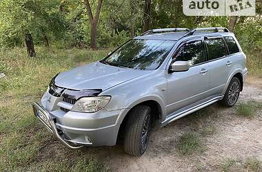 Позашляховик / Кросовер Mitsubishi Outlander 2007 в 