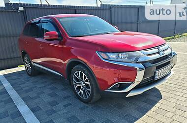 Внедорожник / Кроссовер Mitsubishi Outlander 2016 в Тернополе