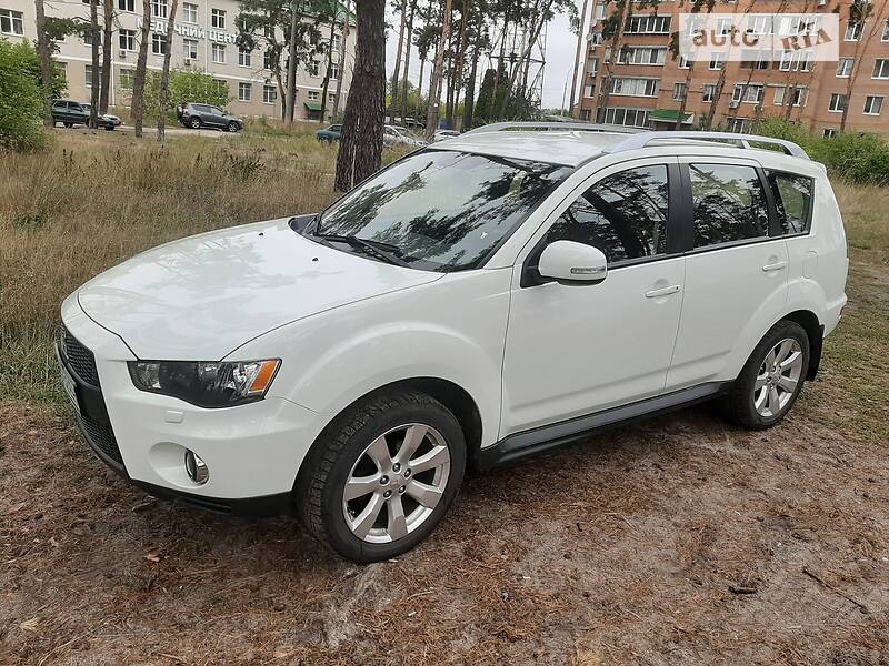 Mitsubishi Outlander 2010