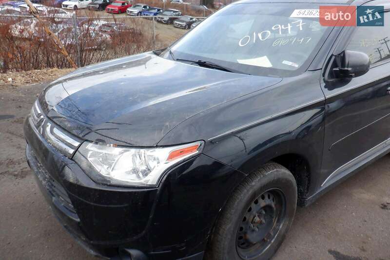 Позашляховик / Кросовер Mitsubishi Outlander 2013 в Кривому Розі