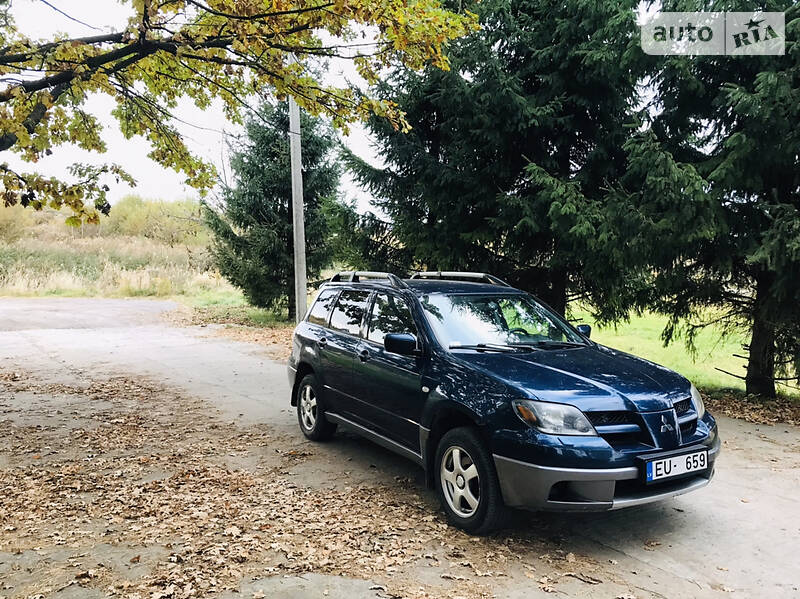 Mitsubishi Outlander
