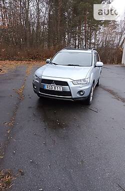 Внедорожник / Кроссовер Mitsubishi Outlander 2010 в Хмельницком