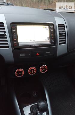 Внедорожник / Кроссовер Mitsubishi Outlander 2010 в Хмельницком