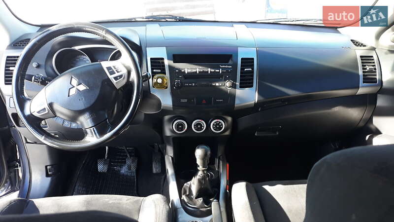 Позашляховик / Кросовер Mitsubishi Outlander 2007 в Бориславі
