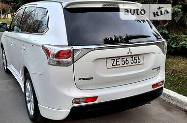 Позашляховик / Кросовер Mitsubishi Outlander 2014 в Вінниці