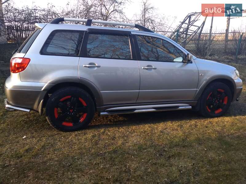 Внедорожник / Кроссовер Mitsubishi Outlander 2006 в Львове