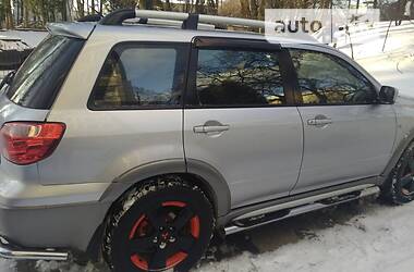 Внедорожник / Кроссовер Mitsubishi Outlander 2006 в Львове