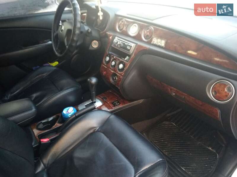 Внедорожник / Кроссовер Mitsubishi Outlander 2006 в Львове