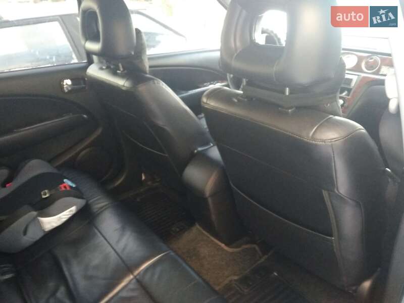 Внедорожник / Кроссовер Mitsubishi Outlander 2006 в Львове