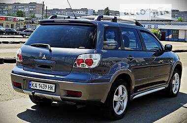 Позашляховик / Кросовер Mitsubishi Outlander 2006 в Черкасах