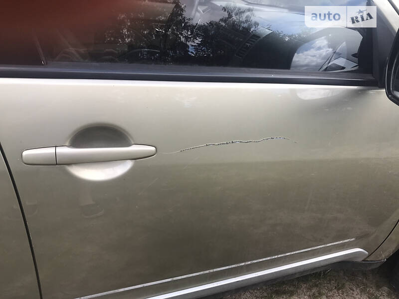 Внедорожник / Кроссовер Mitsubishi Outlander 2007 в Киеве