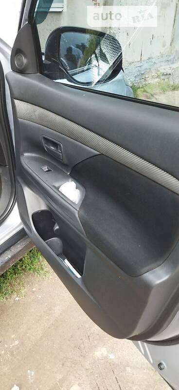 Універсал Mitsubishi Outlander 2013 в Балаклії